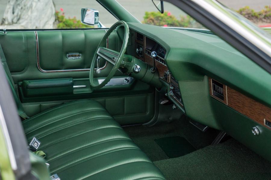  Ford LTD Country Squire Station Wagon 1974 года  (фото 10 из 10)
